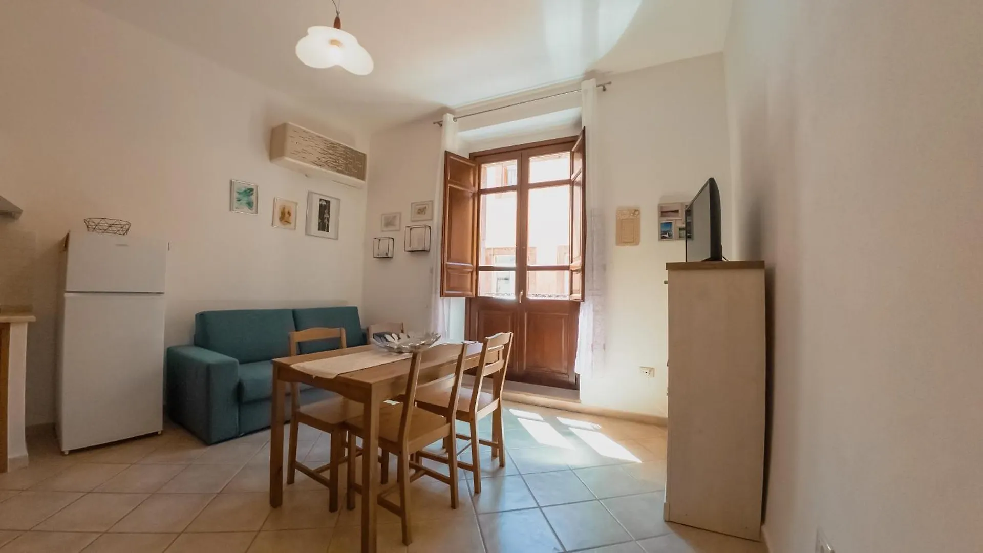 Prázdninový dům Sardinian Gallery Corso Bosa