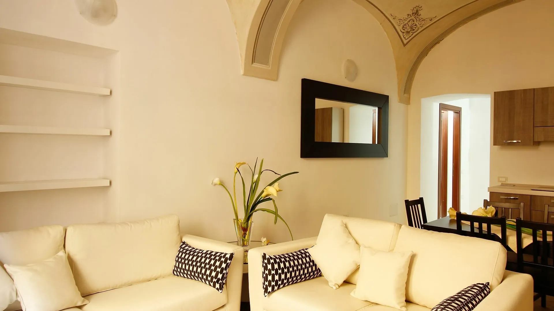 Sardinian Gallery Corso Bosa Italien